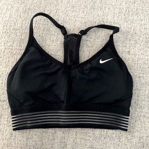 Nike Dri fit racer back bra black size small/like new